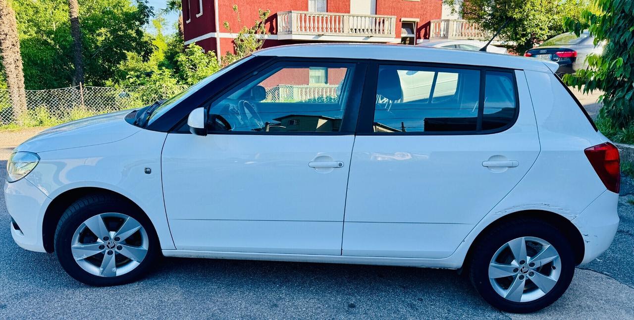 Skoda Fabia 1.2 12V 70CV 5p. N1. 4 posti !!!!
