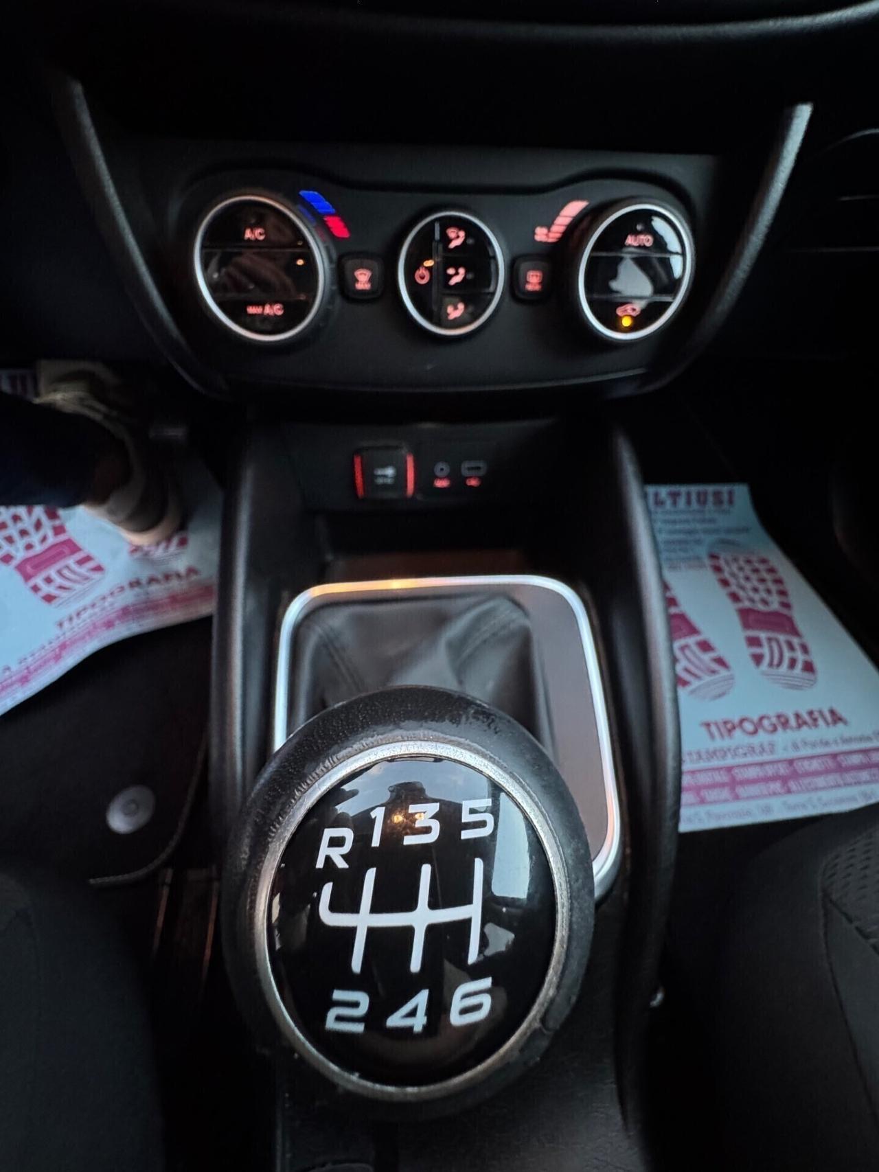 Fiat Tipo 1.6 Mjt SW Lounge Navi Retro Carplay