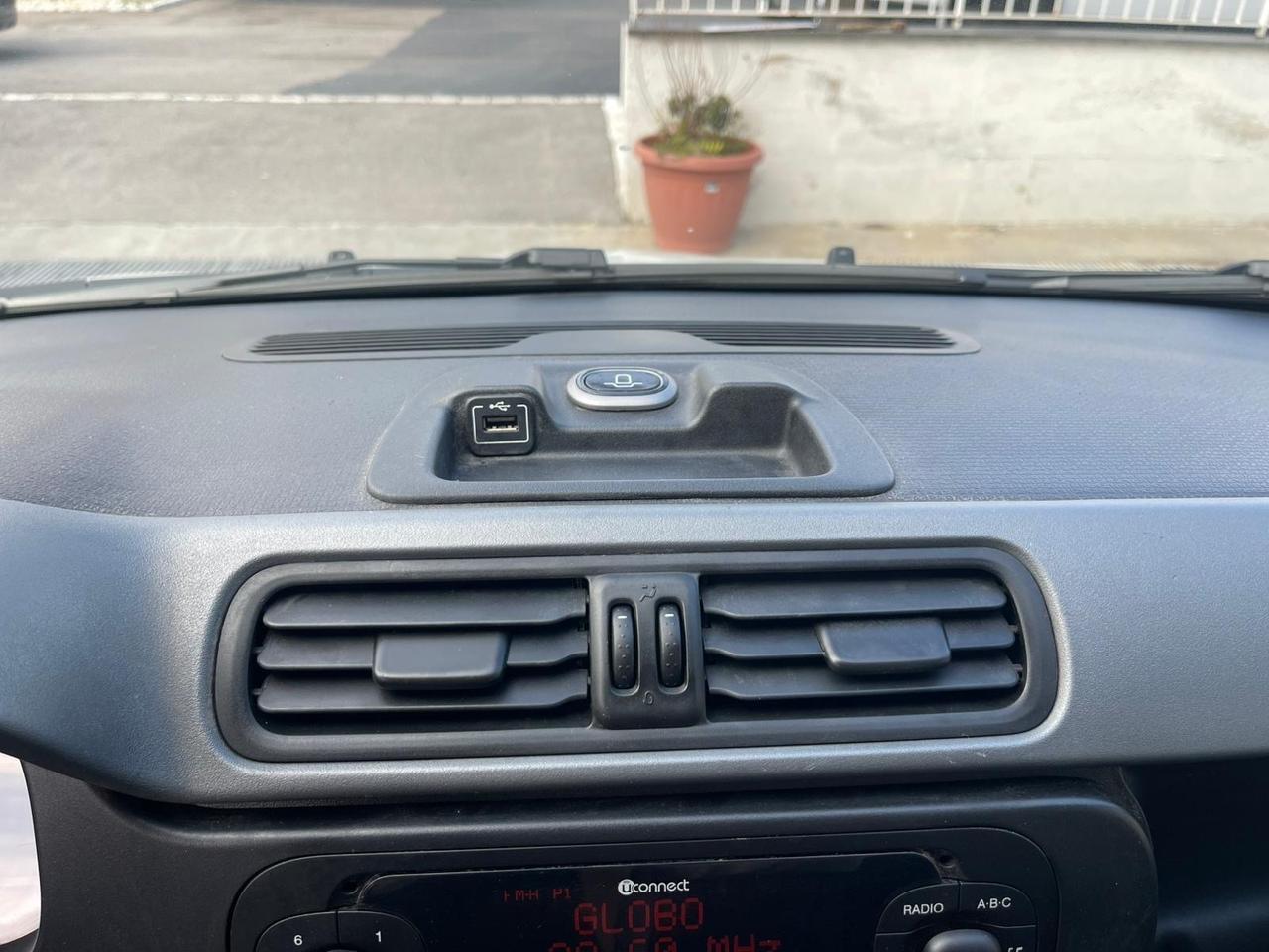 Fiat Panda 0.9 TwinAir Turbo Natural Power City Cross