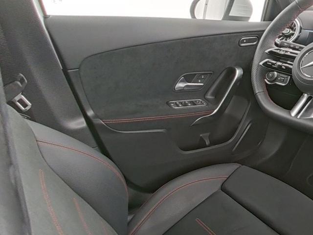 MERCEDES-BENZ A 180 Automatic AMG Line Advanced Plus