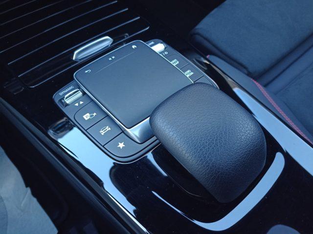 MERCEDES-BENZ CLA 200 d Automatic Shooting Brake Premium Luxury Pack