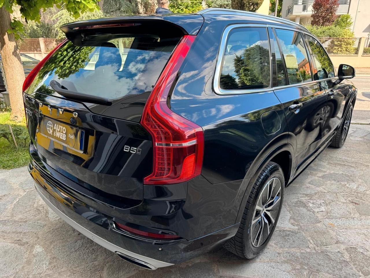VOLVO XC90 B5 (d) AWD Geartronic 7 posti R-DESING