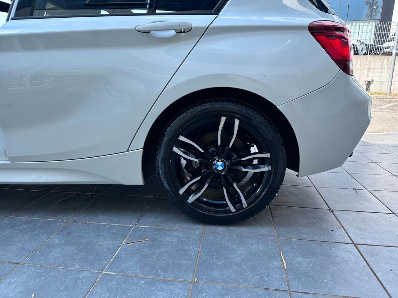 Bmw 120 120d 5p. Msport