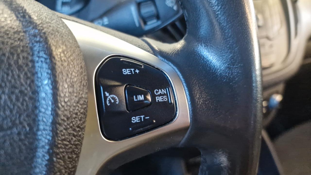 Ford Tourneo Courier 1.0 EcoBoost 100 CV Titanium