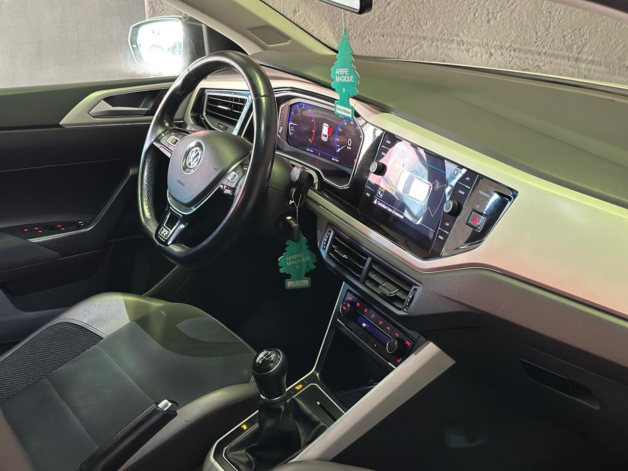 Volkswagen Polo 1.0 TSI 115 CV R-LINE