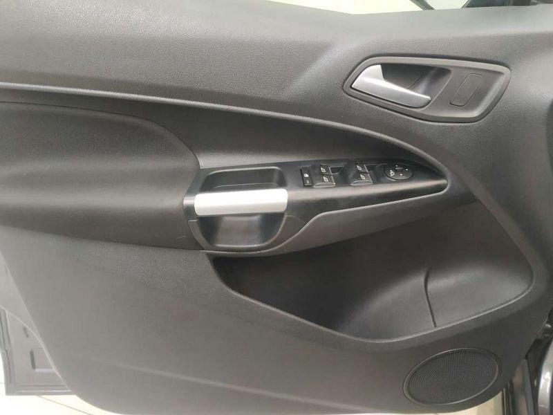 Ford Tourneo Connect 200 1.5 tdci 120cv titanium E6