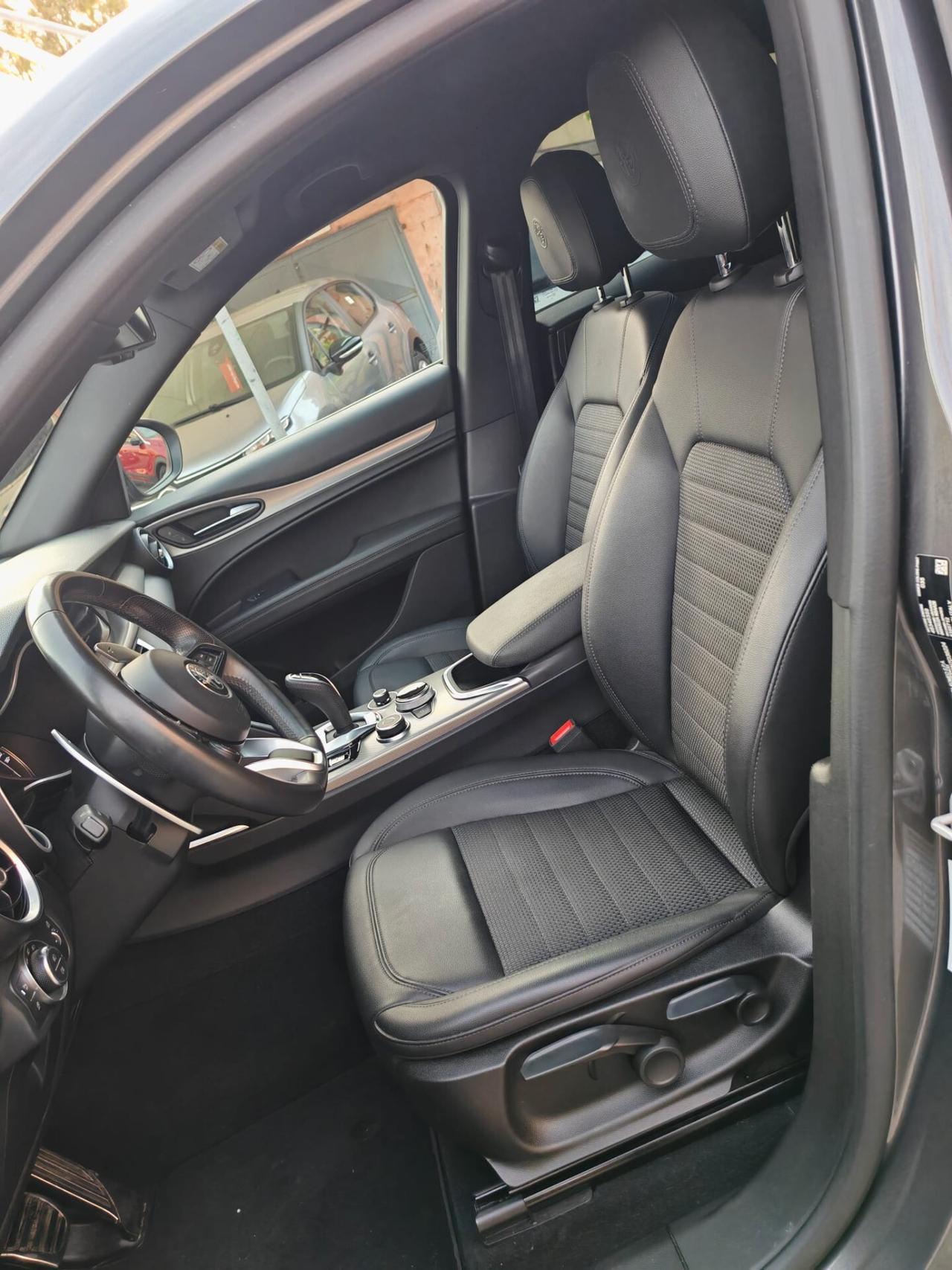 Alfa Romeo Stelvio 2.2 190 CV AT8 Q4 Sprint