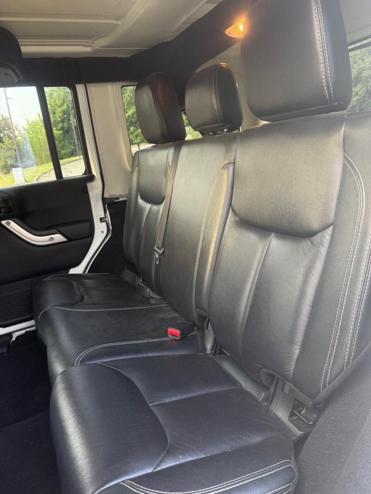 Jeep Wrangler Unlimited 2.8 CRD DPF Sahara