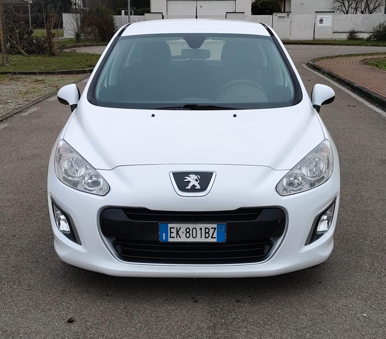Peugeot 308 1.6 VTi 120CV 5p. Active