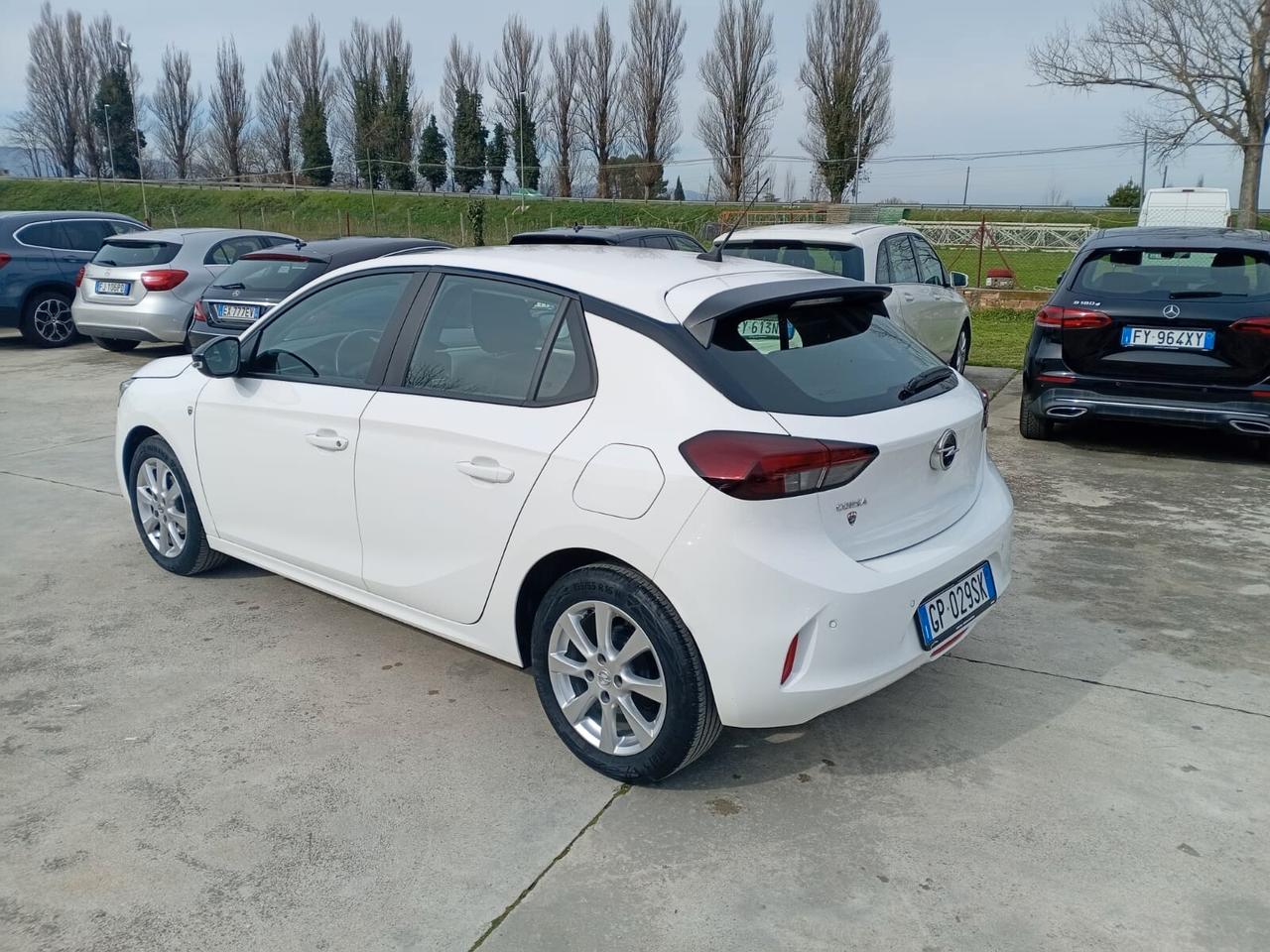 Opel Corsa 1.2 Edition PARI AL NUOVO