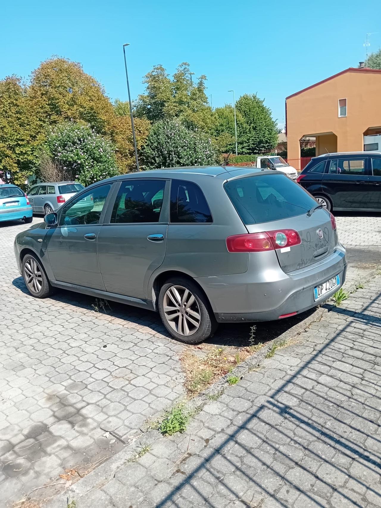 Fiat Croma 1.9 Multijet Active