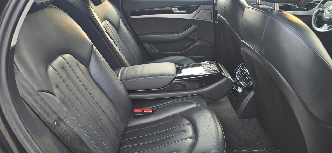 Audi A8 3.0 TDI 250 CV quattro tiptronic