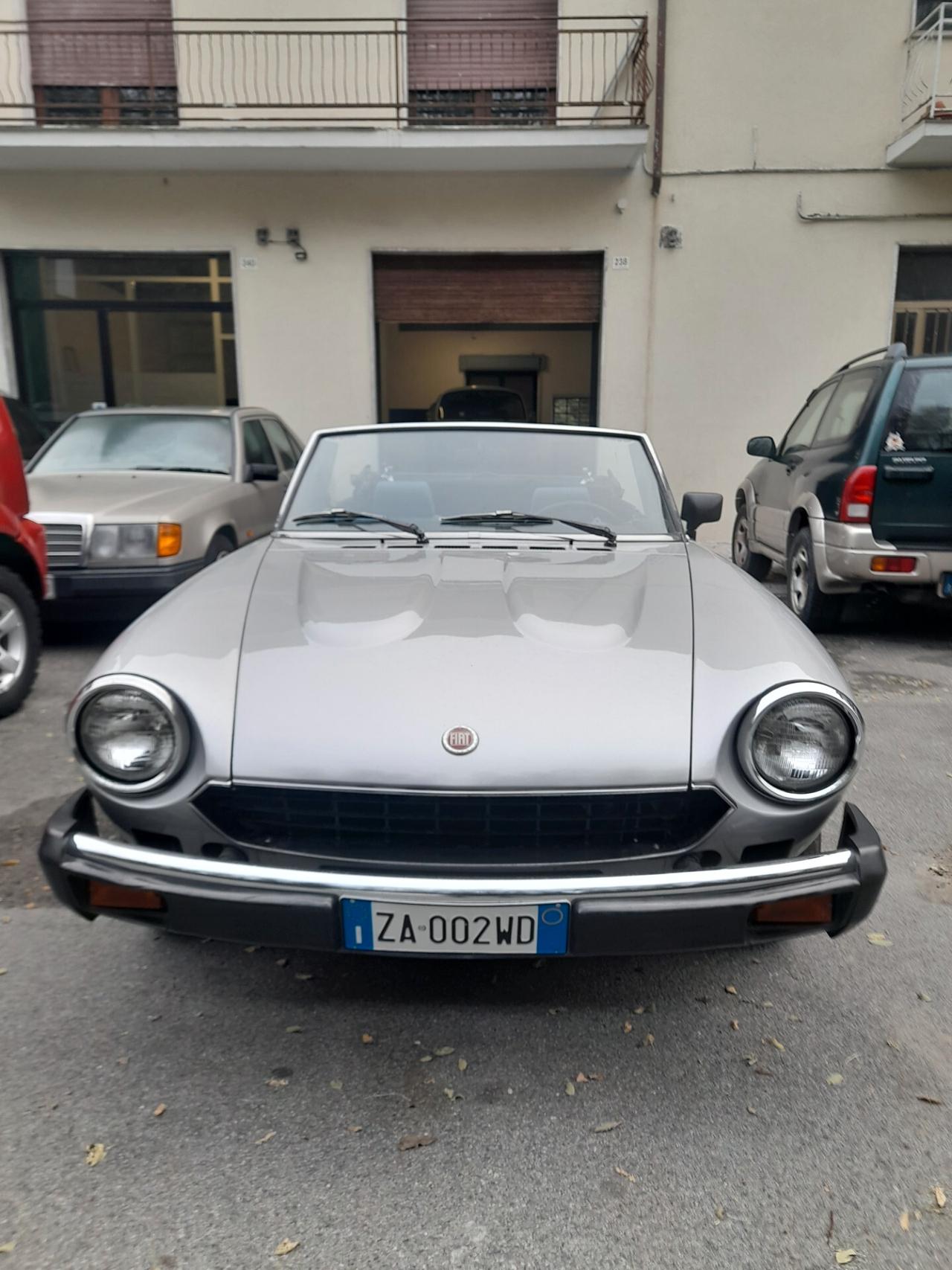 Fiat 124 Spider PININFARINA