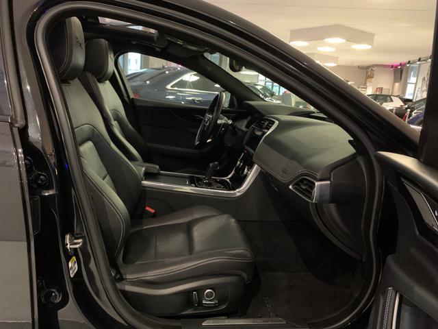 JAGUAR XE 2.0 250 CV P 250 EDITION aut. R-Dynamic HSE