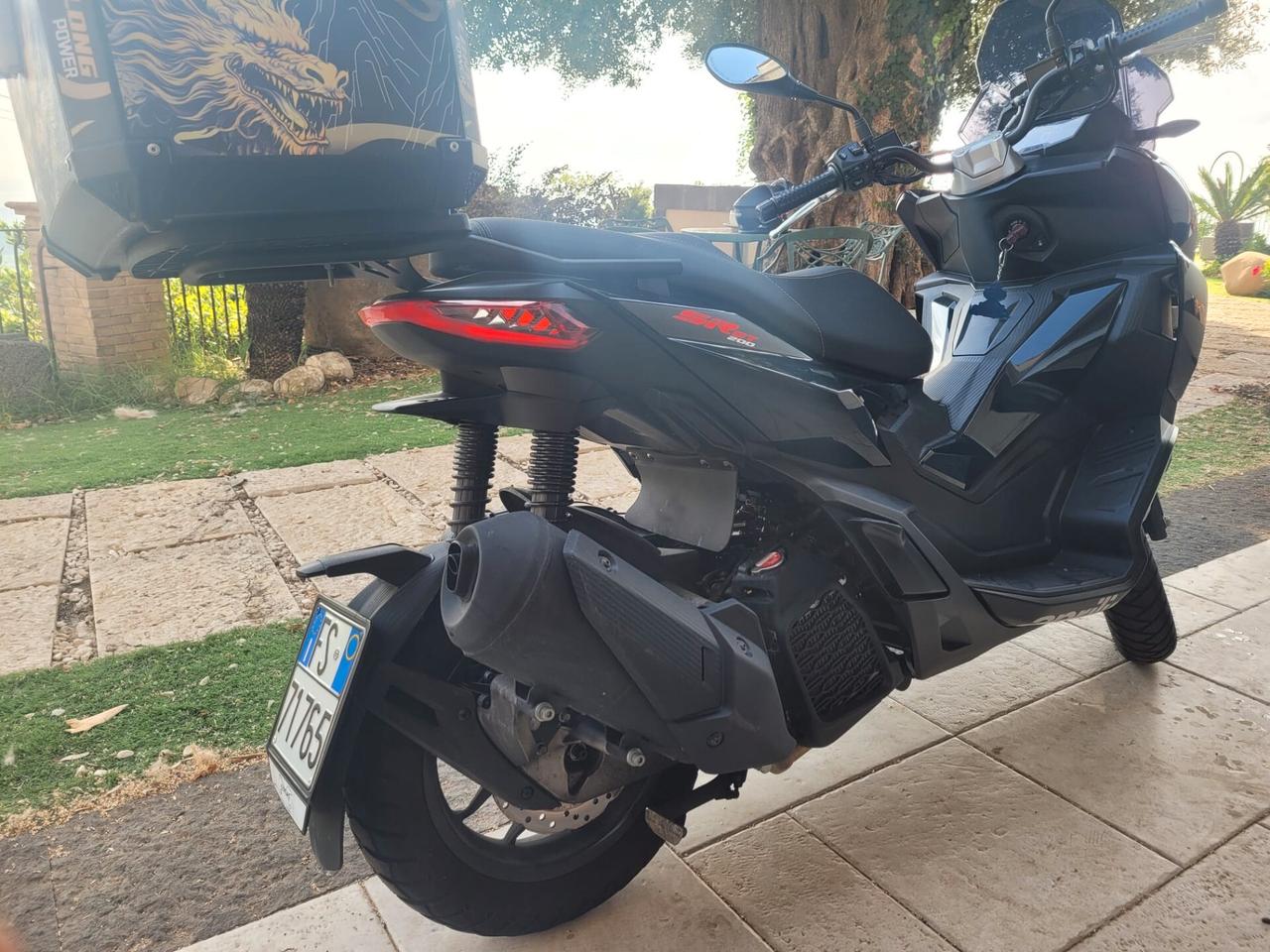 Aprilia SR GT 200