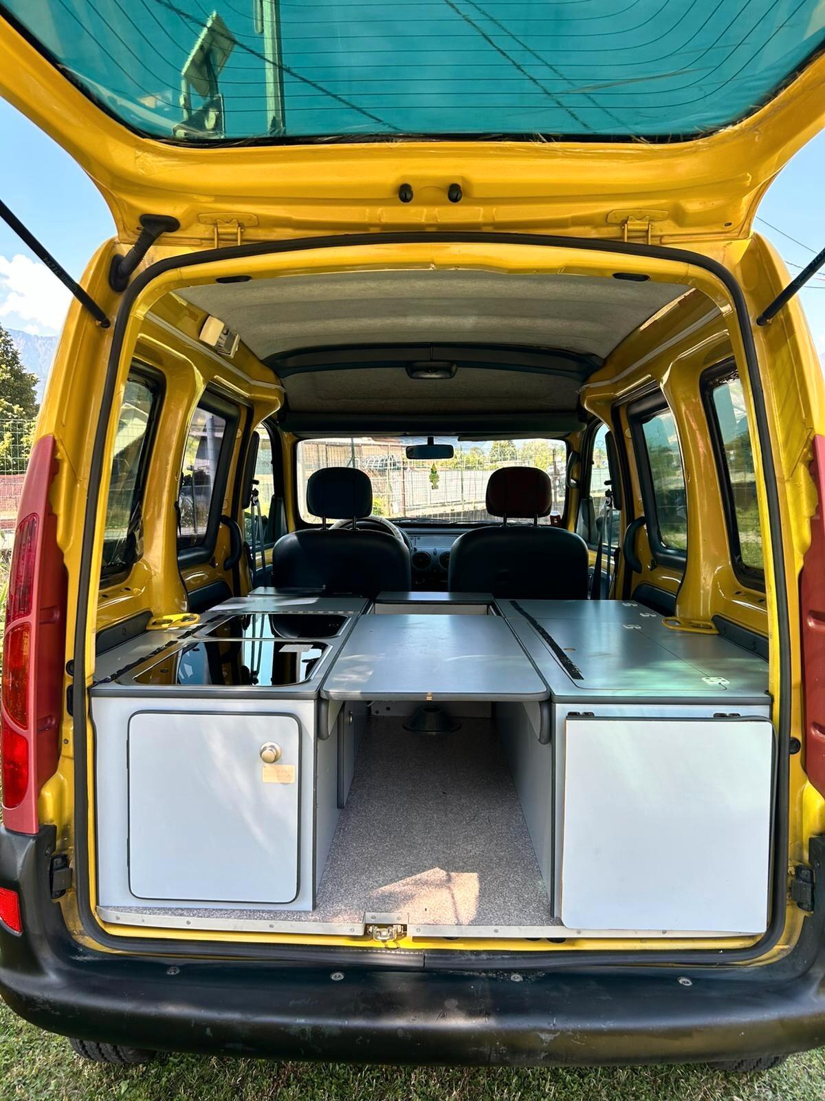 Renault Kangoo camperizzato