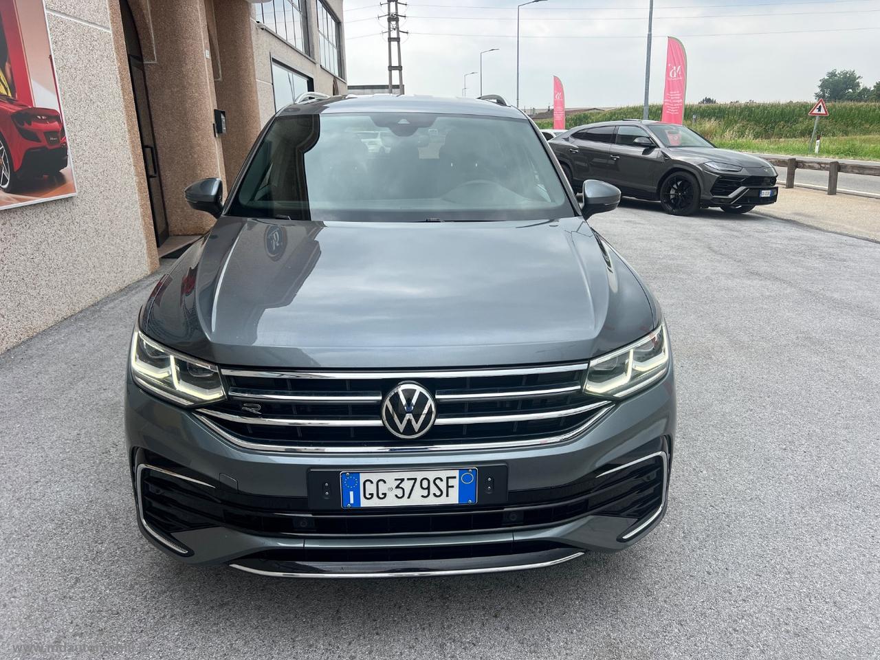 VOLKSWAGEN Tiguan Allsp.2.0 TDI SCR DSG 4MOT R-Line 7 POSTI