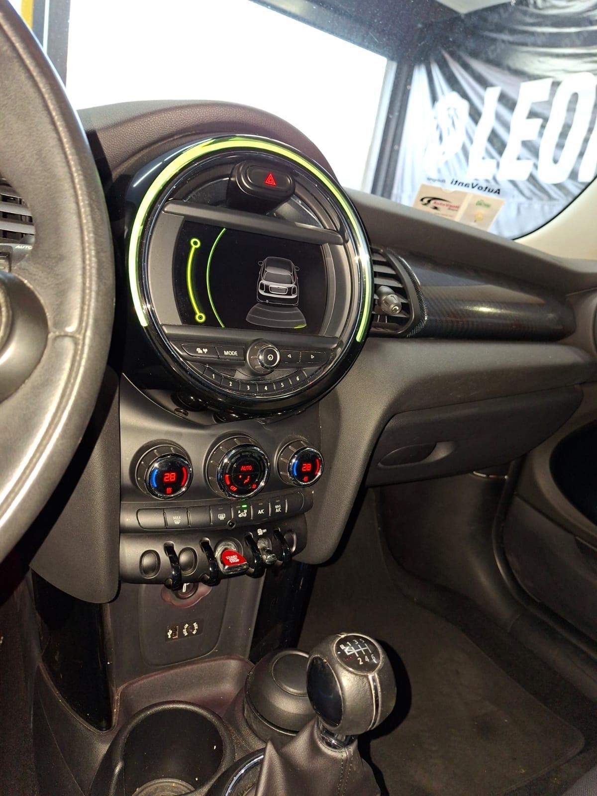 Mini 1.2 One 75 CV km 99 mila certificati adatta a neopatentati