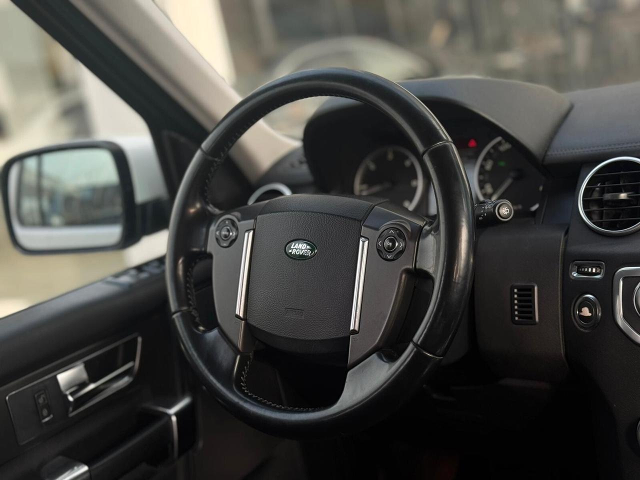 Land Rover Discovery 4 3.0 TDV6 210CV HSE