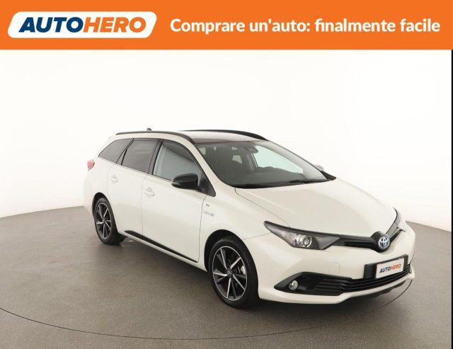 TOYOTA Auris Touring Sports 1.8 Hybrid Black Edition
