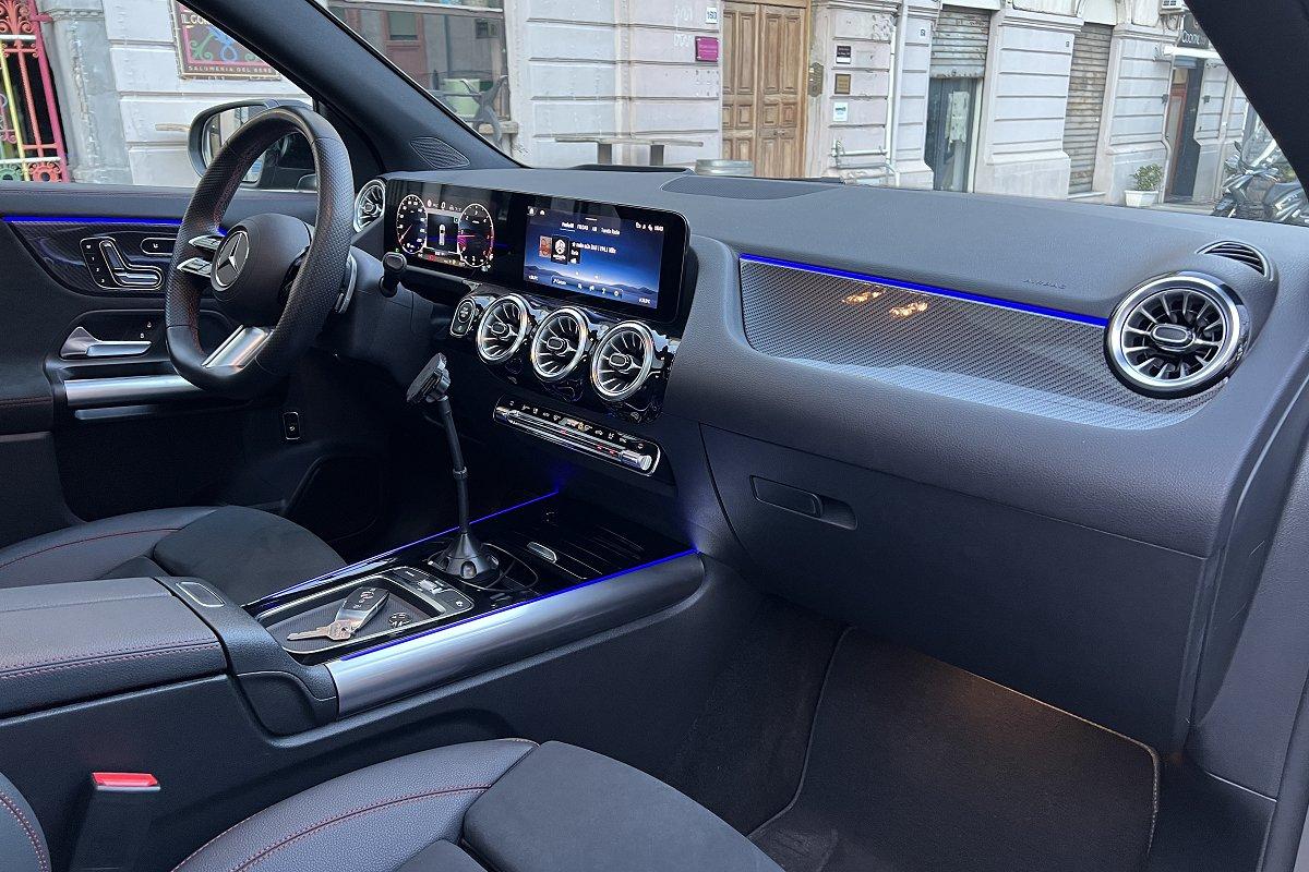 MERCEDES GLA 200 d Automatic 4Matic AMG Line Premium Plus