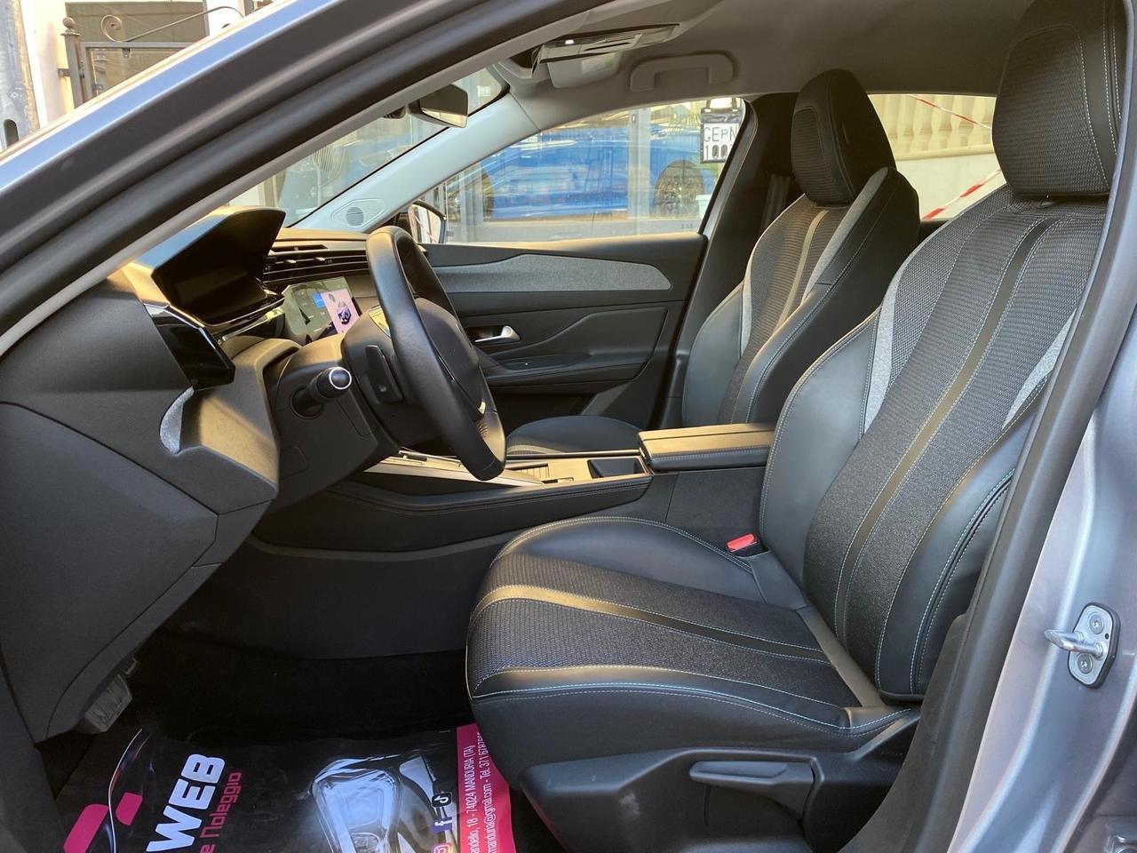 PEUGEOT NEW 308 ALLURE 1.5 130CV NAVY Led CAM 2023