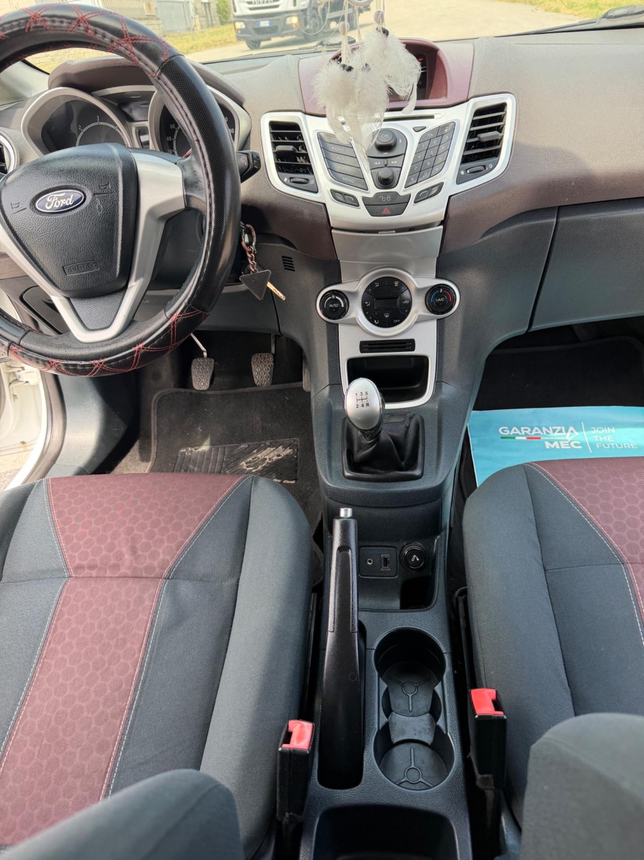 Ford Fiesta 1.4 TDCi 5p. Titanium