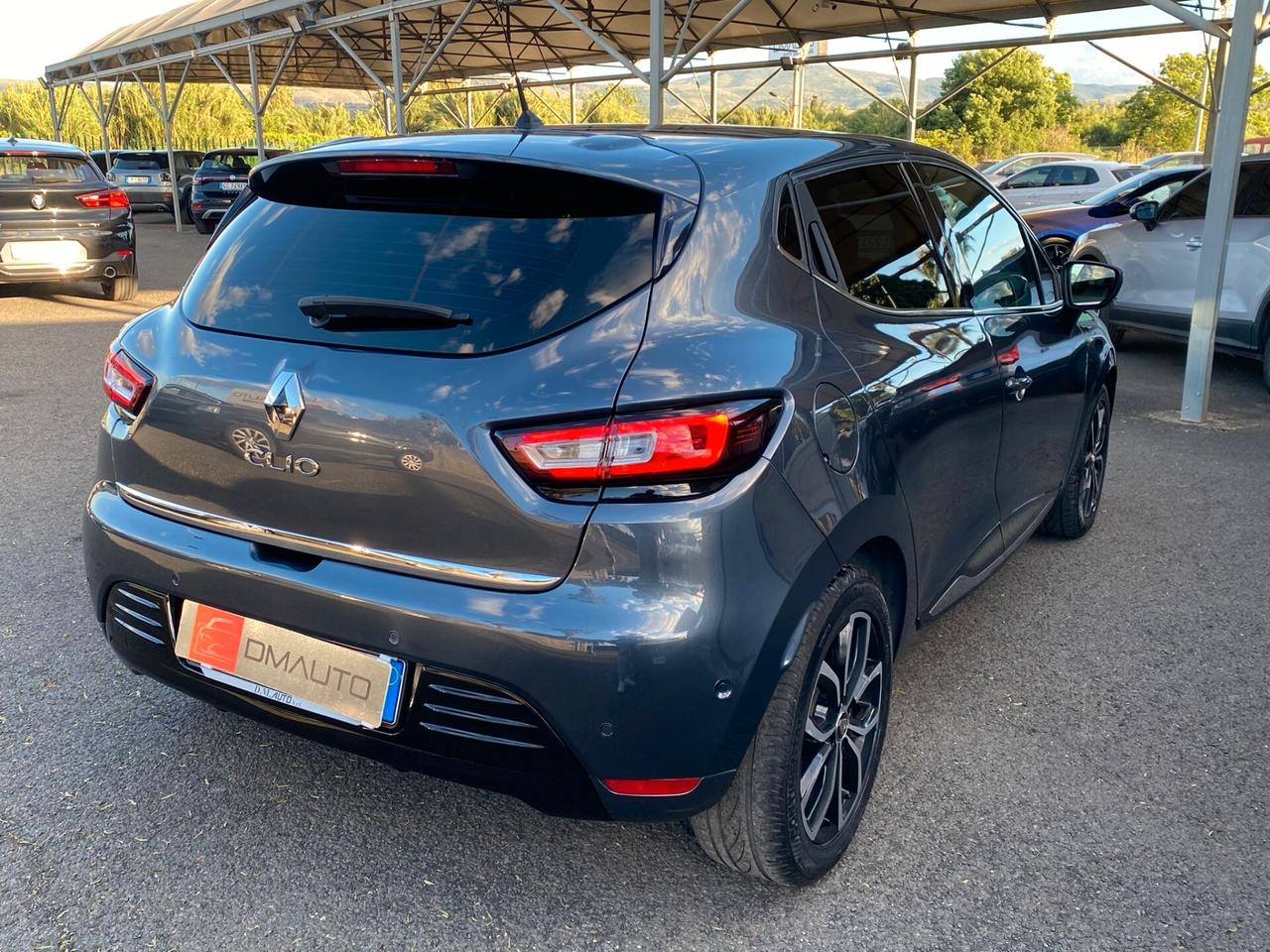 Renault Clio dCi 8V 90 CV 5 porte Moschino Intens