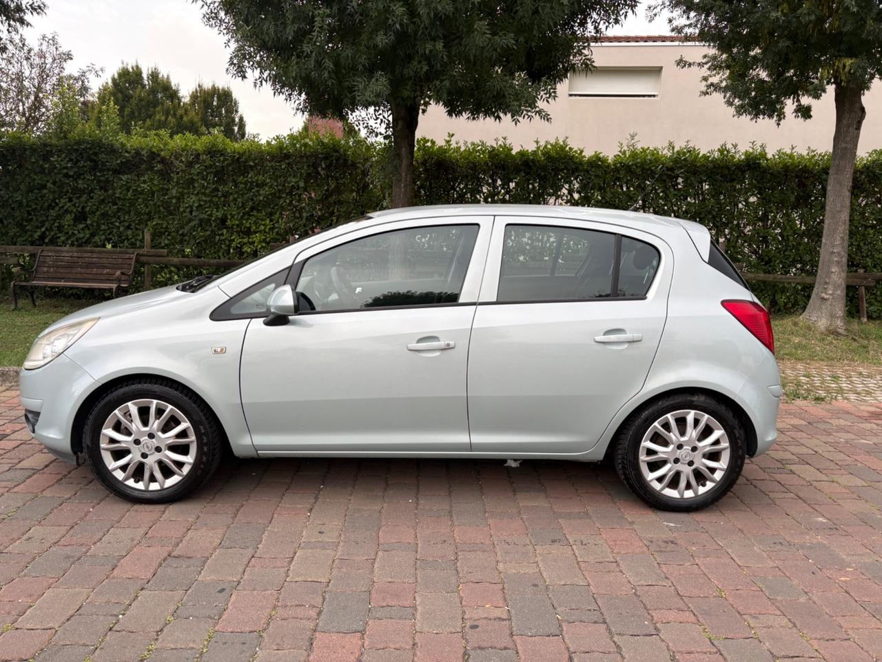 Opel Corsa 1.2 80CV 5 porte GPL-TECH Enjoy