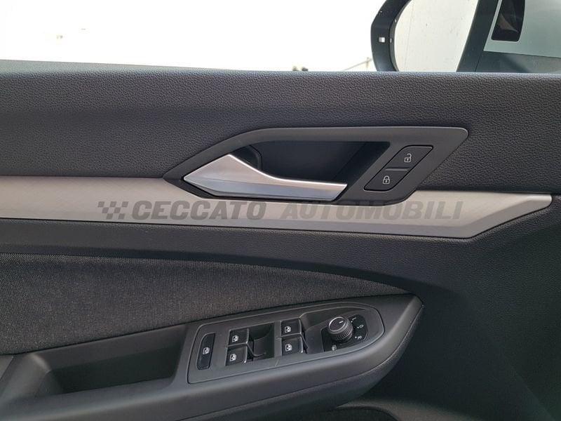 Volkswagen Golf VIII 2020 1.0 etsi evo Life 110cv dsg