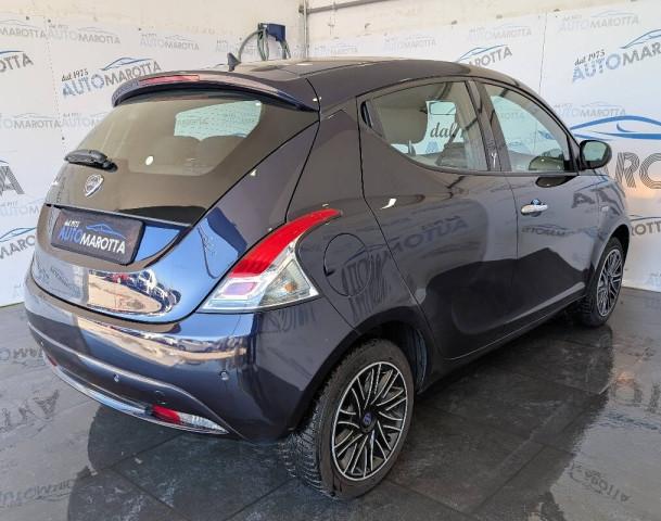 Lancia Ypsilon 1.2 Gold 69cv