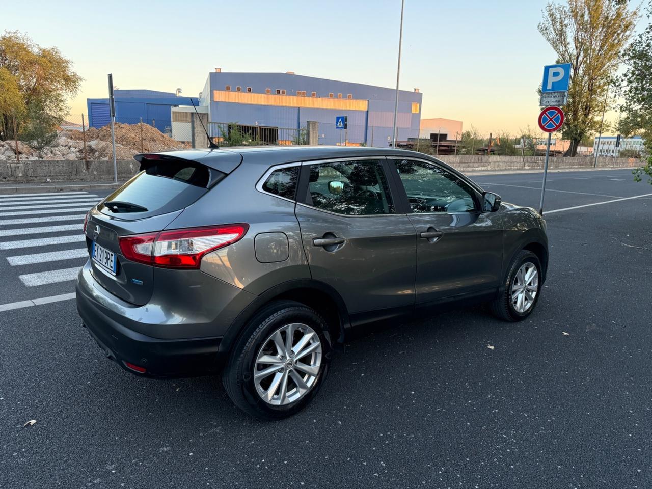 Nissan Qashqai 1.5 dCi Visia