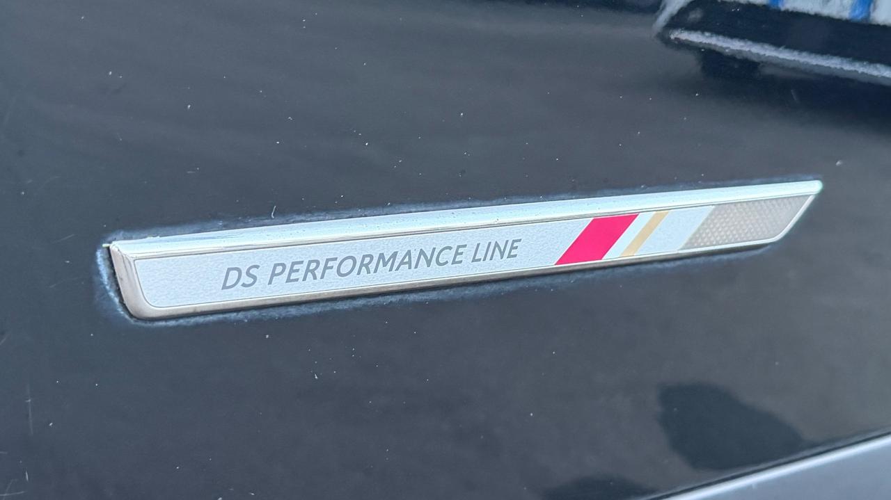 DS3 CROSSBACK BLUEHDI 1.5 PERFORMANCE LINE 130 CV - FULL LED, VIRTUAL COCKPIT, NEOPATENTATI