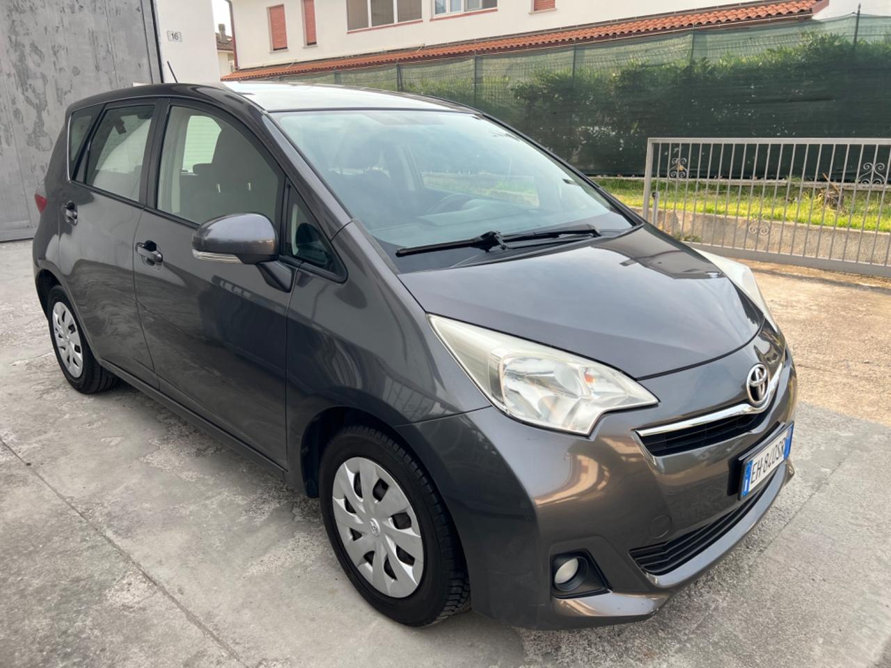 Toyota Verso-S 1.4 Diesel Euro 5 Bassi Consumi Neopatentati