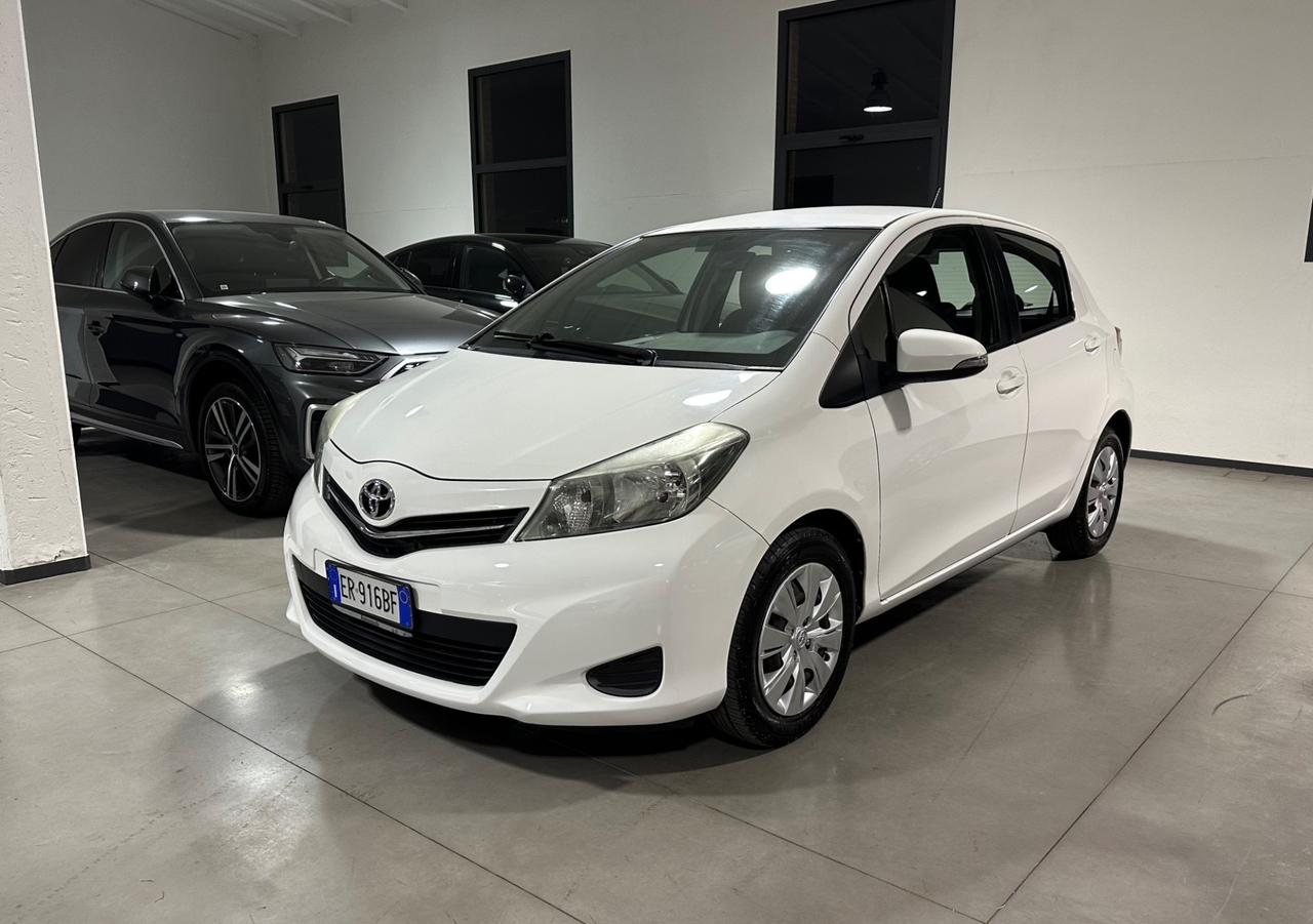 Toyota Yaris 1.3 5 porte Lounge