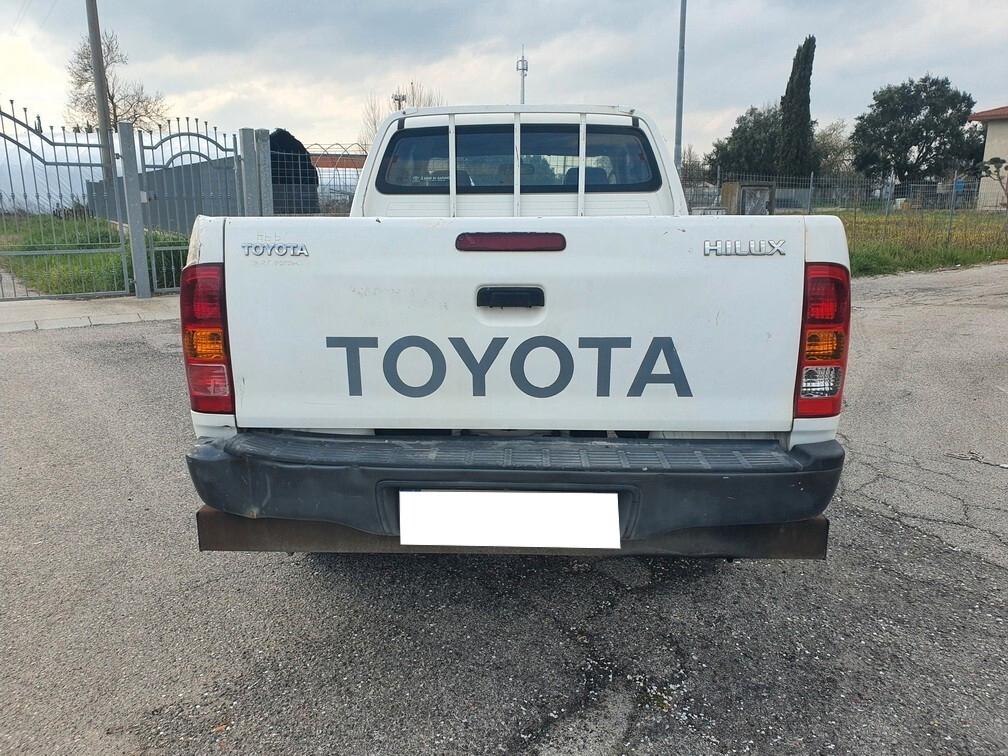 Toyota Hilux 2.5 D4D 120CV 4x4 Cab. Corta