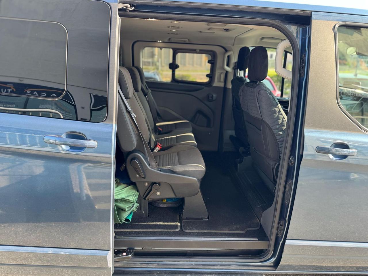 Ford Tourneo Custom Titanium 2.0 EcoBlue