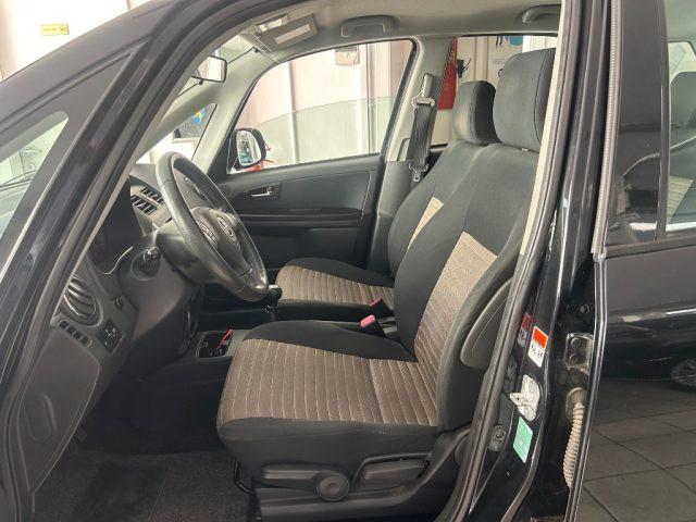 FIAT Sedici 1.6 16V 4x4 Emotion