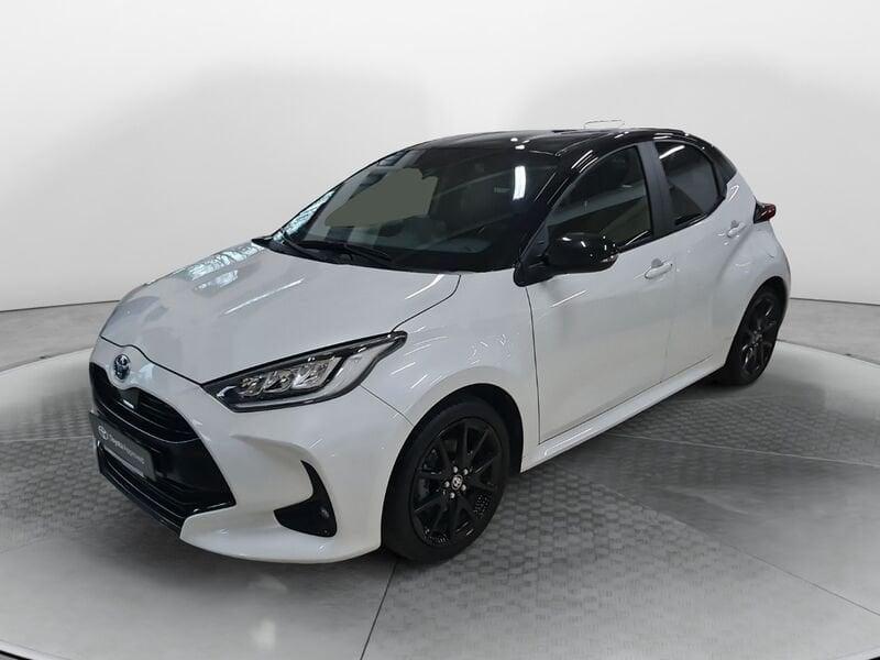 Toyota Yaris Hybrid Style MY22