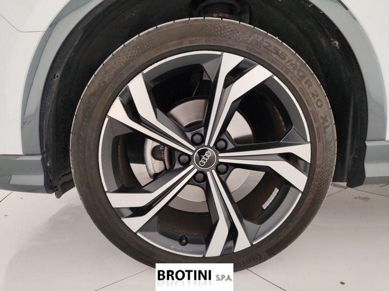 Audi Q3 Sportback 35 TFSI S tronic Identity Black