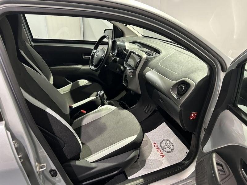 Toyota Aygo Aygo Connect 1.0 VVT-i 72 CV 5 porte x-play MMT