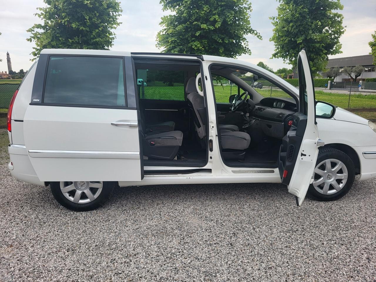 Peugeot 807 2.2 HDi 170CV