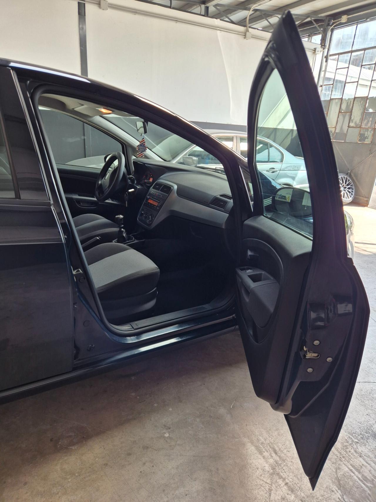 Fiat Grande Punto BENZINA NEO PATENTATI GARANZIA