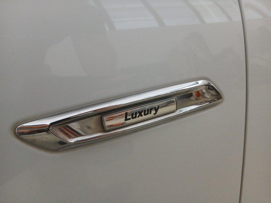 BMW Serie 5 (F10/11) - 520d Touring Luxury