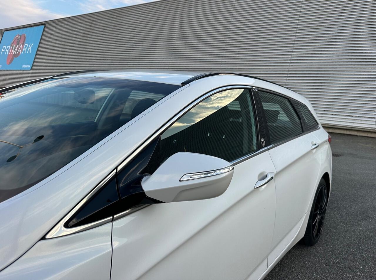 Hyundai i40 Wagon 1.6 CRDi DCT Business