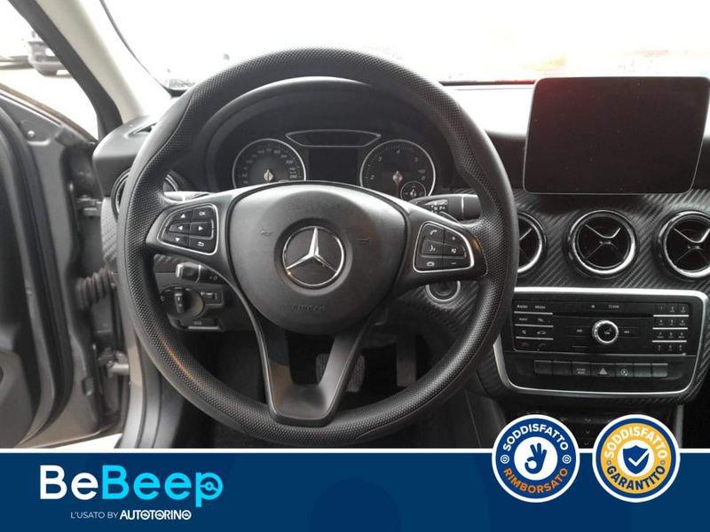 Mercedes-Benz GLA 180 D EXECUTIVE AUTO