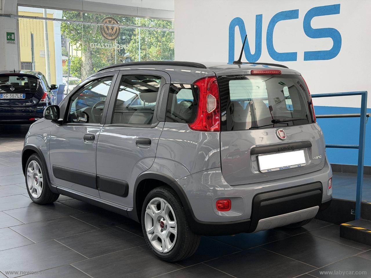 FIAT Panda 1.0 FireFly S&S Hybrid City Life NEOPATENTATI