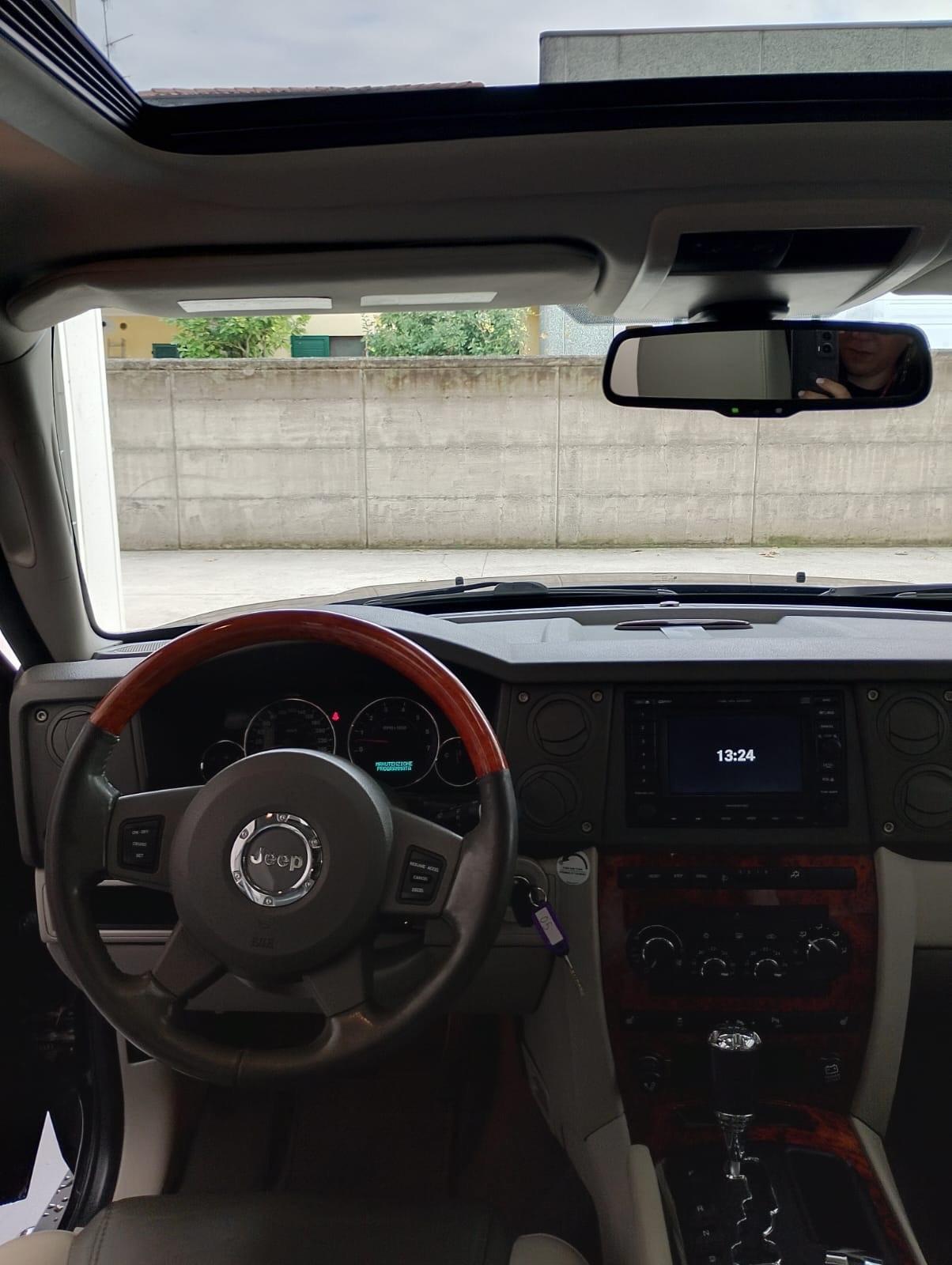 Jeep Commander 3.0 CRD DPF Overland