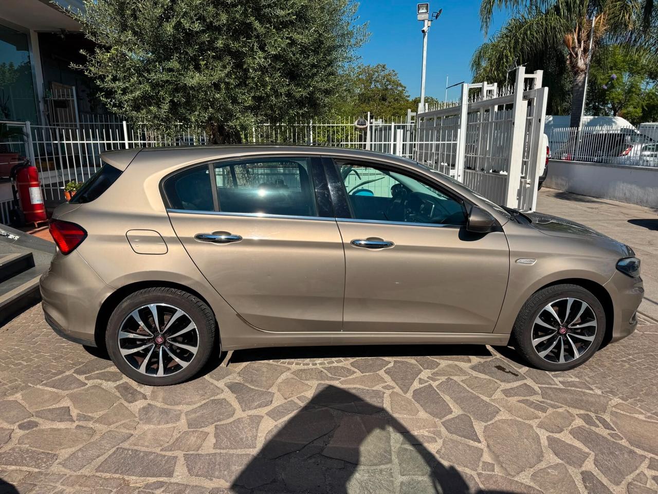 Fiat Tipo 1.6 Mjt S&S 5 porte Lounge
