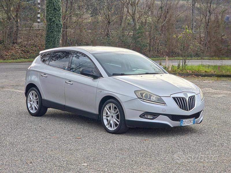 Lancia Delta 1.6 MJT Platino